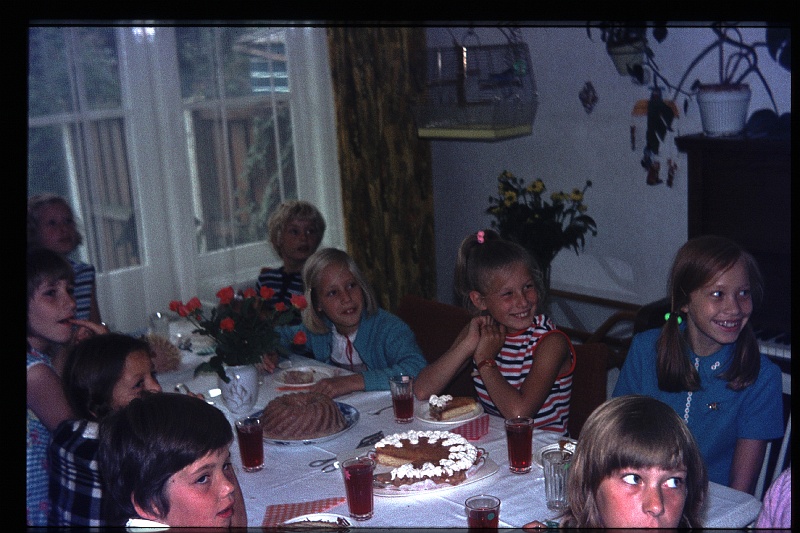 07.Delft aug 1972 Brigitte,Marion,Peter.JPG